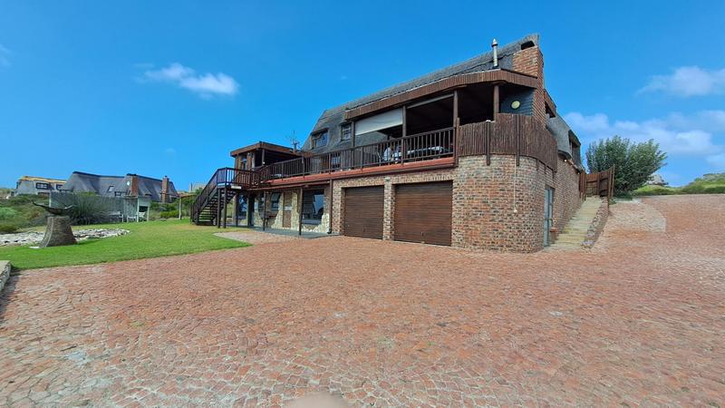 5 Bedroom Property for Sale in Stilbaai Wes Western Cape